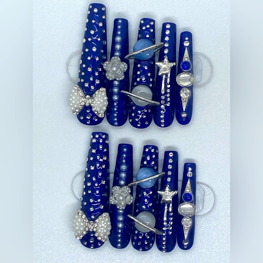 Handmade Press-On Nail Set Space Themed